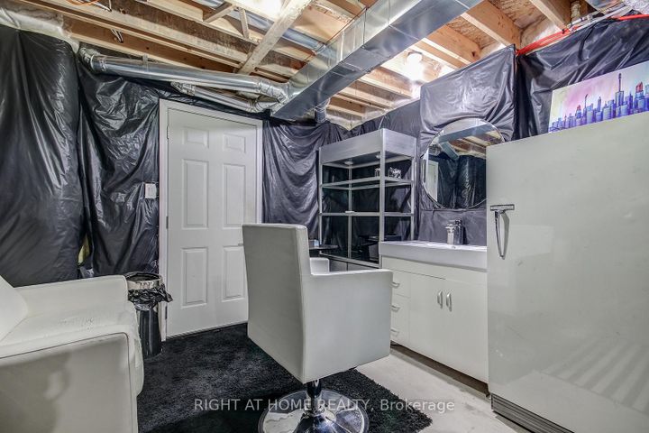 Photo 36 at 30 Killick Road, Northwest Brampton, Brampton