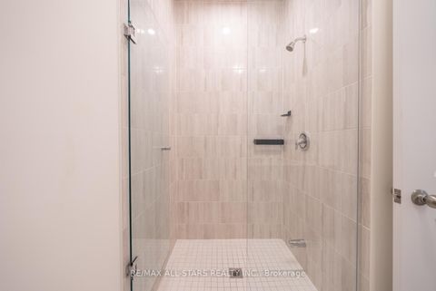 Photo 26 at 12 Griffith Street, Bayview Northeast, Aurora