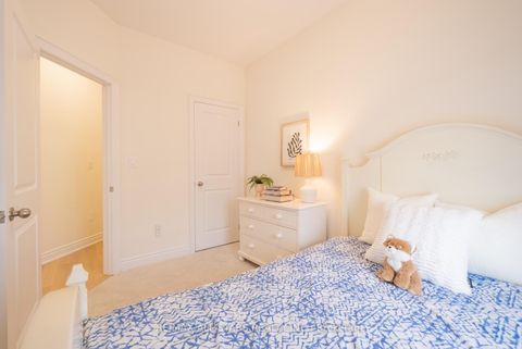 Photo 30 at 12 Griffith Street, Bayview Northeast, Aurora