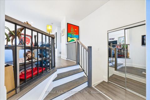 Photo 3 at 165 Clearmeadow Boulevard, Summerhill Estates, Newmarket