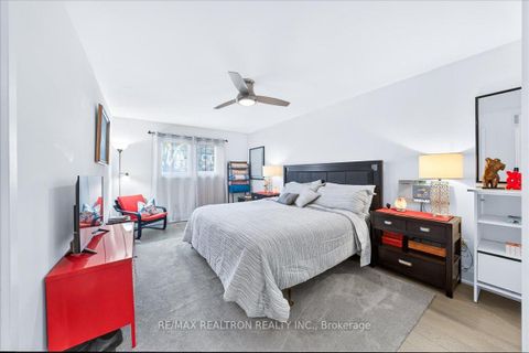 Photo 16 at 165 Clearmeadow Boulevard, Summerhill Estates, Newmarket