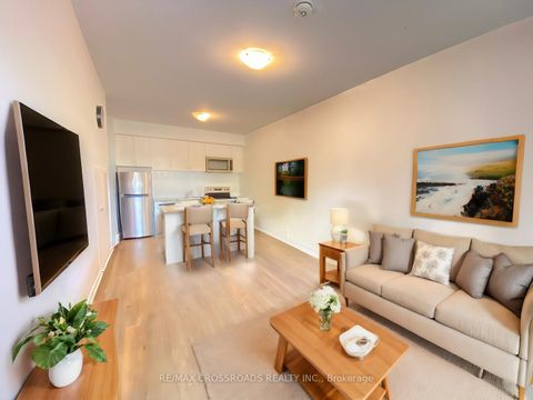 Photo 1 at 15 - 1720 Simcoe Street, Samac, Oshawa