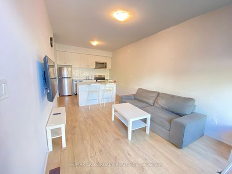 Photo 3 at 15 - 1720 Simcoe Street, Samac, Oshawa