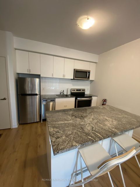 Photo 9 at 15 - 1720 Simcoe Street, Samac, Oshawa