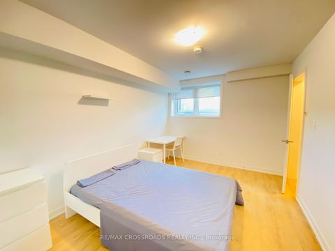 Photo 18 at 15 - 1720 Simcoe Street, Samac, Oshawa