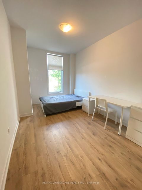 Photo 19 at 15 - 1720 Simcoe Street, Samac, Oshawa