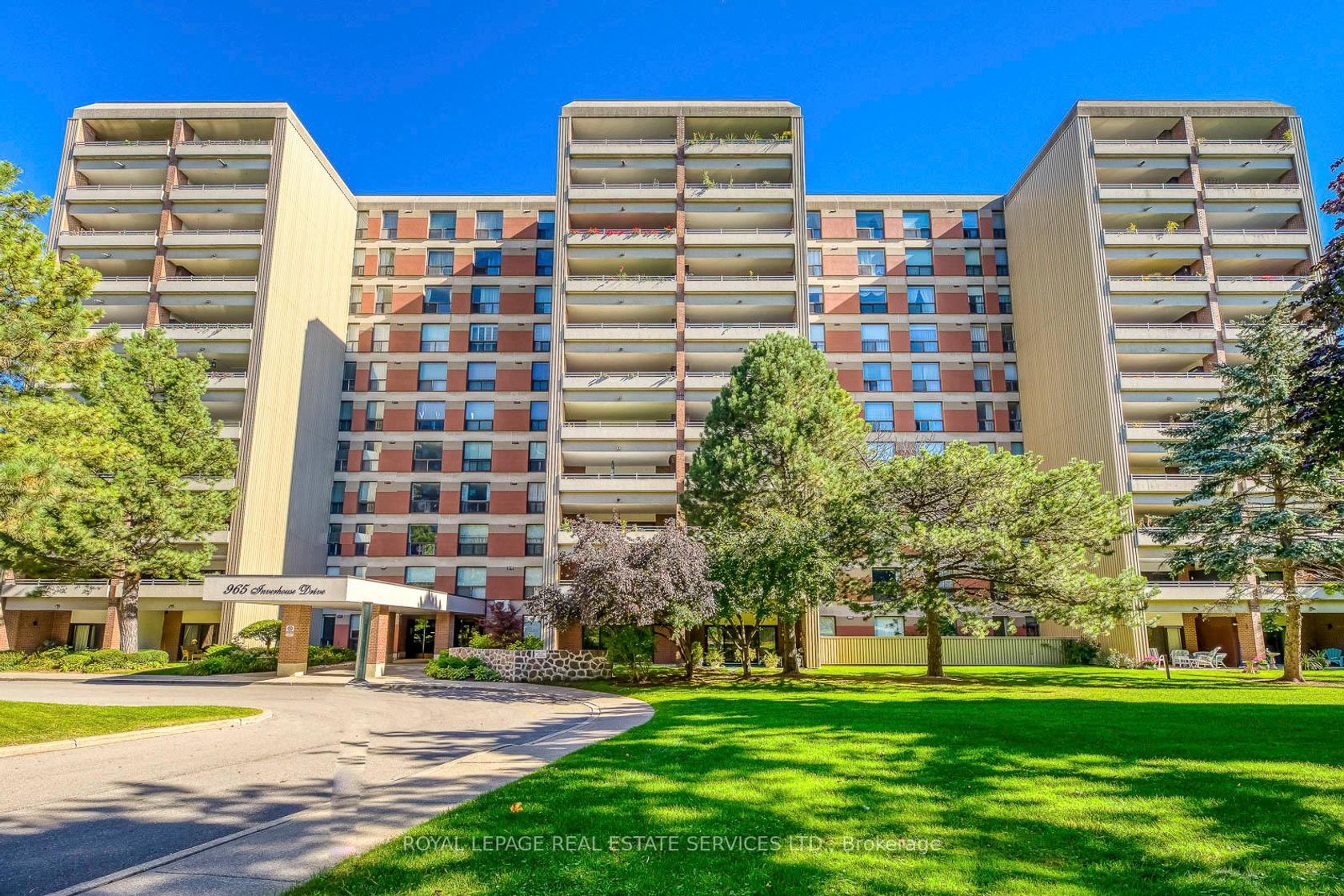 1104 - 965 Inverhouse Drive, Clarkson, Mississauga 