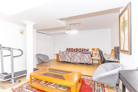 Photo 26 at 3842 Ridgepoint Way, Lisgar, Mississauga