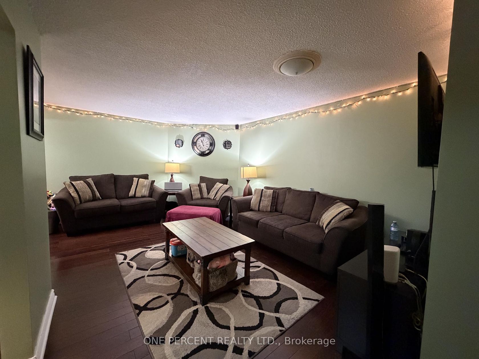 1408 - 41 Markbrook Lane, Jamestown, Toronto by Loree Meneguzzi Real Estate 1408 - 41 Markbrook Lane, Jamestown, Toronto