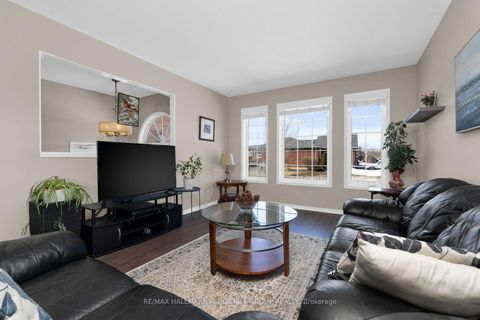 Photo 2 at 67 Forest Dale Drive, Little Lake, Barrie