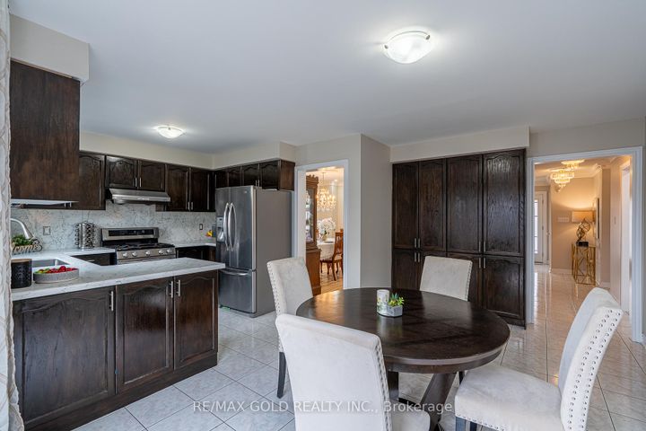 Photo 17 at 1 Sprucelands Avenue, Wellington, Brampton