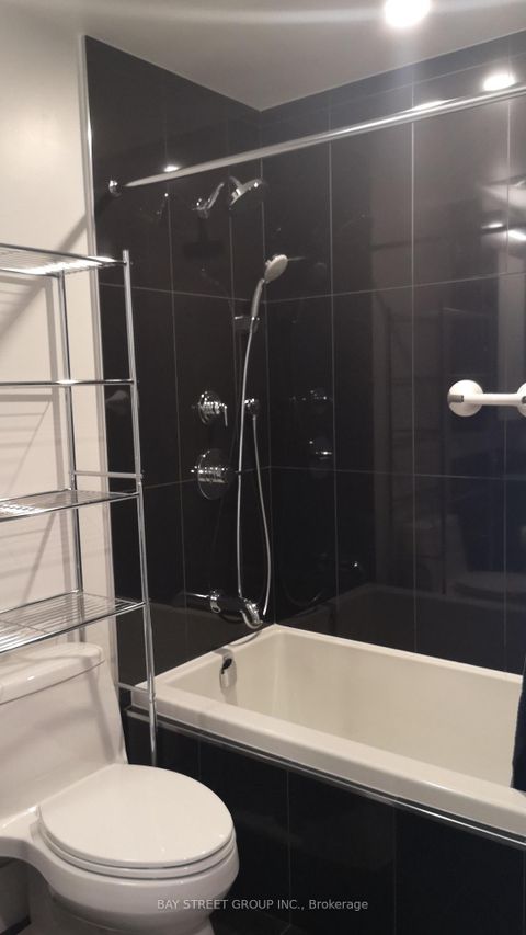 Photo 3 at 1103 - 125 Blue Jays Way, Waterfront Communities C1, Toronto