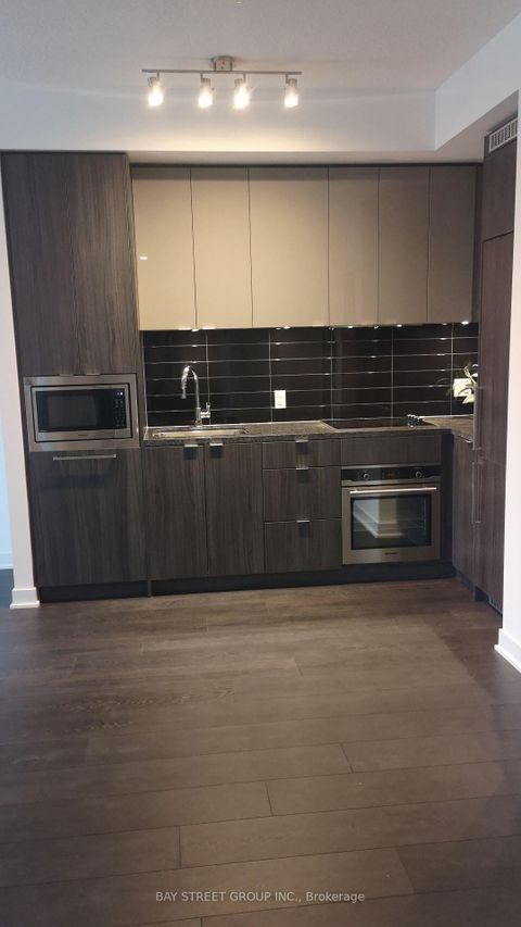 Photo 5 at 1103 - 125 Blue Jays Way, Waterfront Communities C1, Toronto