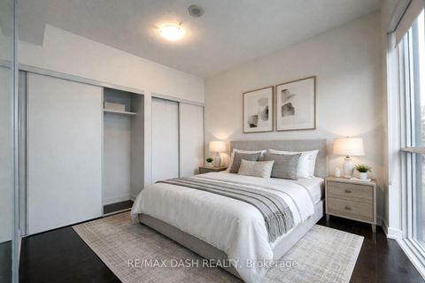 Photo 1 at 1005 - 1 The Esplanade Drive, Waterfront Communities C8, Toronto