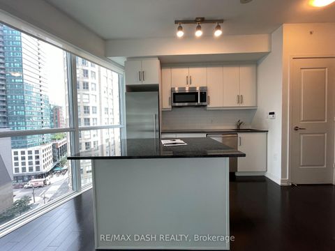 Photo 9 at 1005 - 1 The Esplanade Drive, Waterfront Communities C8, Toronto