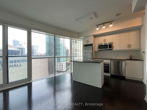 Photo 11 at 1005 - 1 The Esplanade Drive, Waterfront Communities C8, Toronto