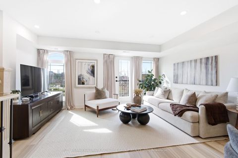 Photo 2 at 8 - 118 Finch Avenue W, Newtonbrook West, Toronto