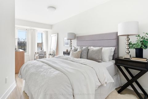 Photo 19 at 8 - 118 Finch Avenue W, Newtonbrook West, Toronto