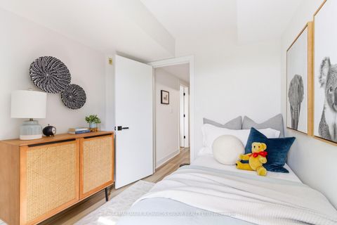 Photo 24 at 8 - 118 Finch Avenue W, Newtonbrook West, Toronto