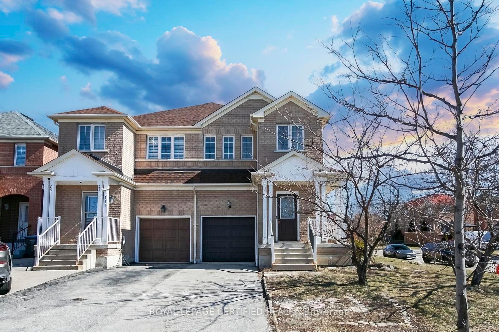 6545 Song Bird Crescent, Meadowvale Village, Mississauga by Loree Meneguzzi Real Estate 6545 Song Bird Crescent, Meadowvale Village, Mississauga