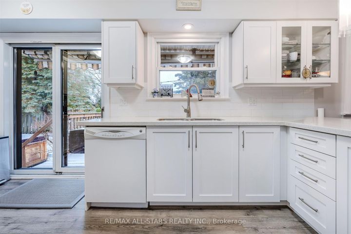 Photo 28 at 872 Law Street, Centennial, Oshawa