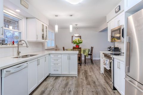 Photo 26 at 872 Law Street, Centennial, Oshawa