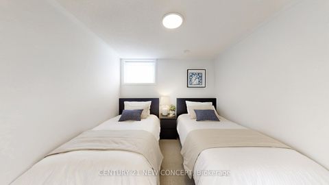 Photo 36 at TH 284 - 140 Honeycrisp Crescent, Vaughan Corporate Centre, Vaughan