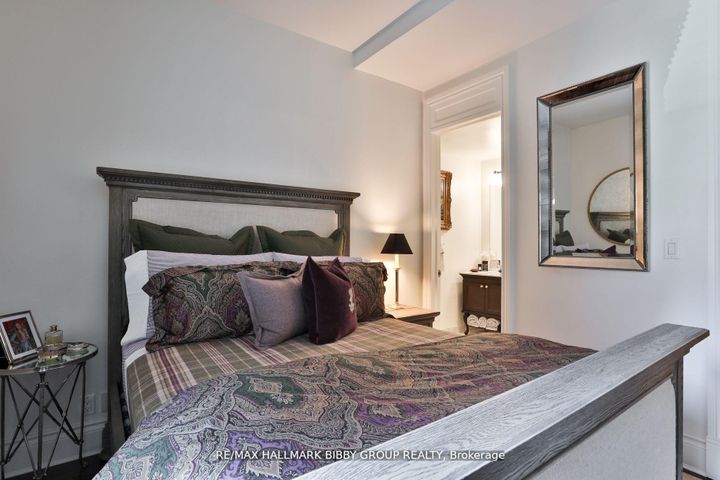 Photo 8 at 520 - 22 Leader Lane, Yonge Corridor, Toronto