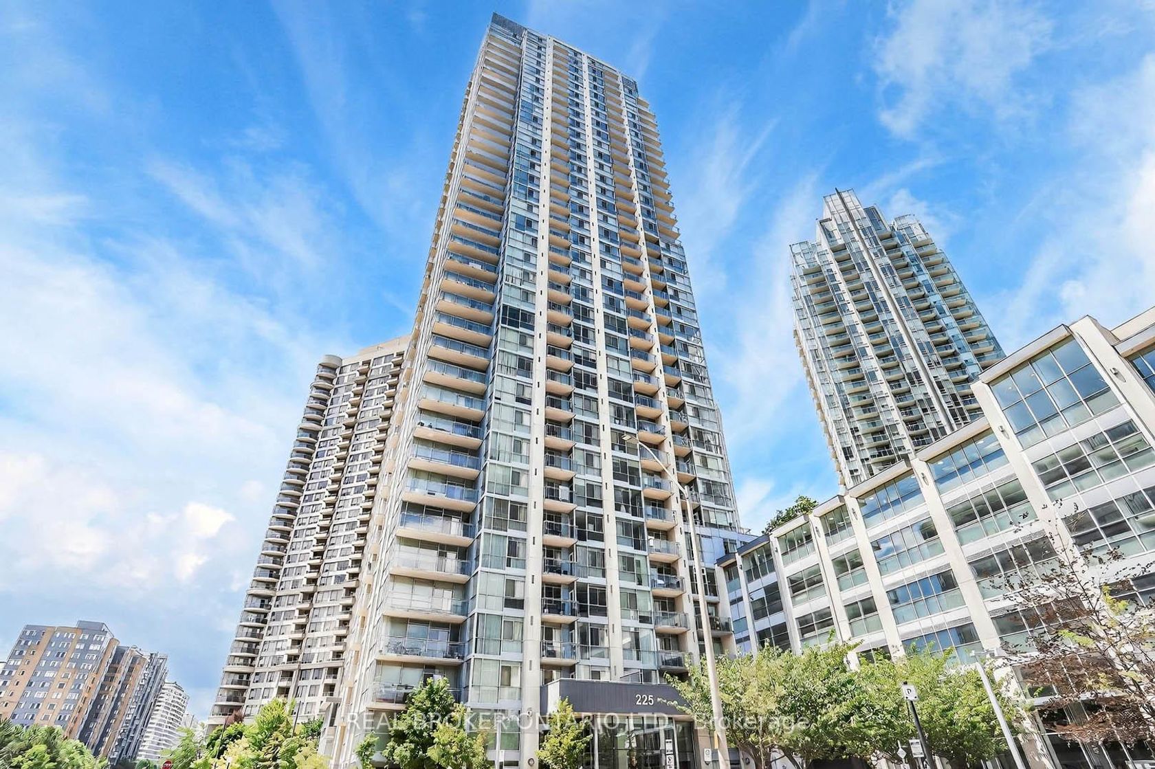 908 - 225 Webb Drive, City Centre, Mississauga 
