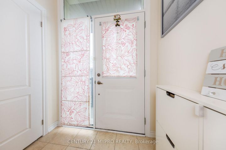 Photo 3 at 69 Antibes Drive, Branson, Toronto