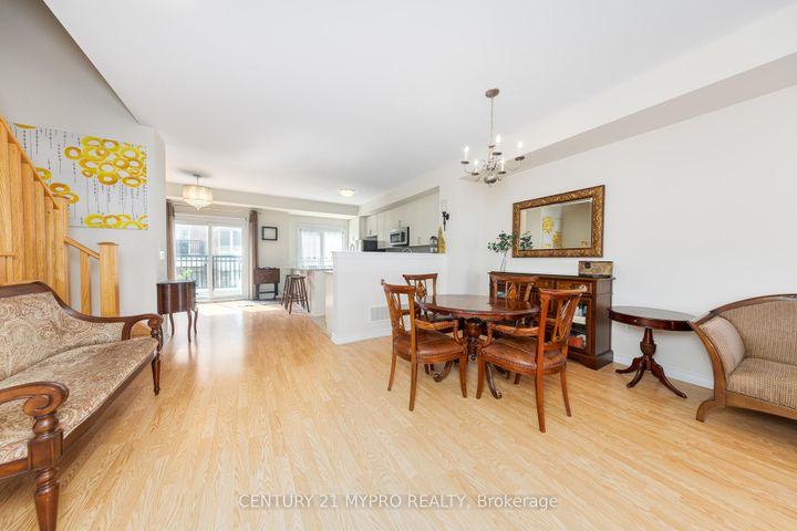 Photo 9 at 69 Antibes Drive, Branson, Toronto