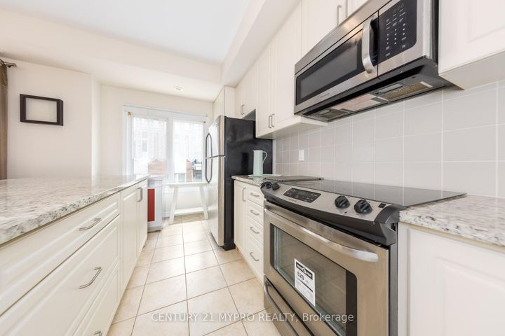 Photo 14 at 69 Antibes Drive, Branson, Toronto