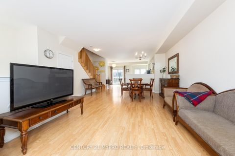 Photo 7 at 69 Antibes Drive, Branson, Toronto