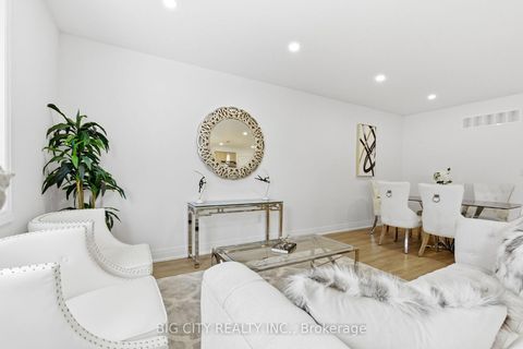 Photo 7 at 4 - 68 Westholme Avenue, Junction Area, Toronto