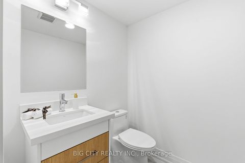 Photo 11 at 4 - 68 Westholme Avenue, Junction Area, Toronto