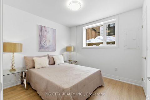 Photo 13 at 4 - 68 Westholme Avenue, Junction Area, Toronto