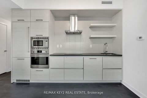 Photo 1 at 3402 - 2221 Yonge Street, Mount Pleasant West, Toronto