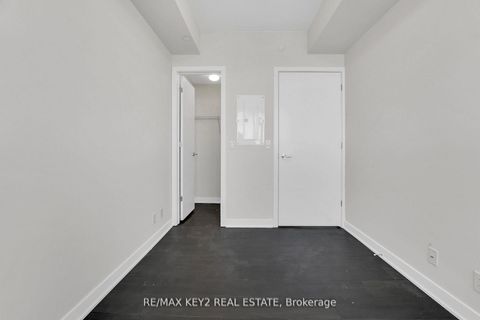 Photo 24 at 3402 - 2221 Yonge Street, Mount Pleasant West, Toronto