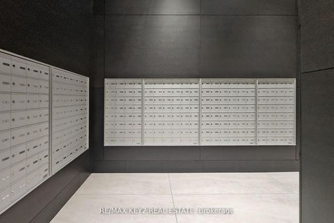 Photo 36 at 3402 - 2221 Yonge Street, Mount Pleasant West, Toronto