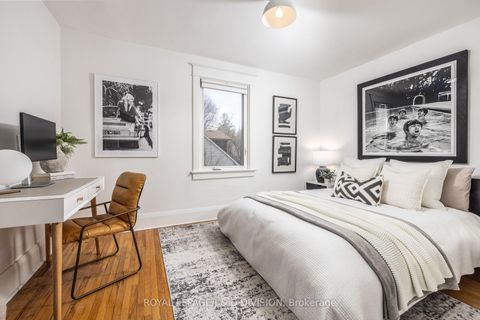 Photo 14 at 419 Davisville Avenue, Mount Pleasant East, Toronto