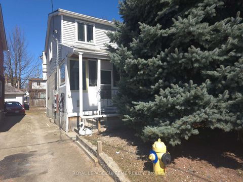 Photo 4 at 44 Mahoney Avenue, Mount Dennis, Toronto