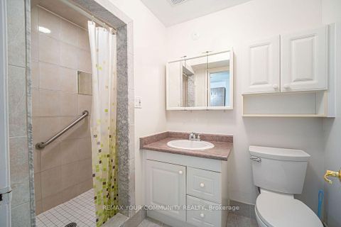 Photo 21 at 23 Amelynn Crescent, Sonoma Heights, Vaughan