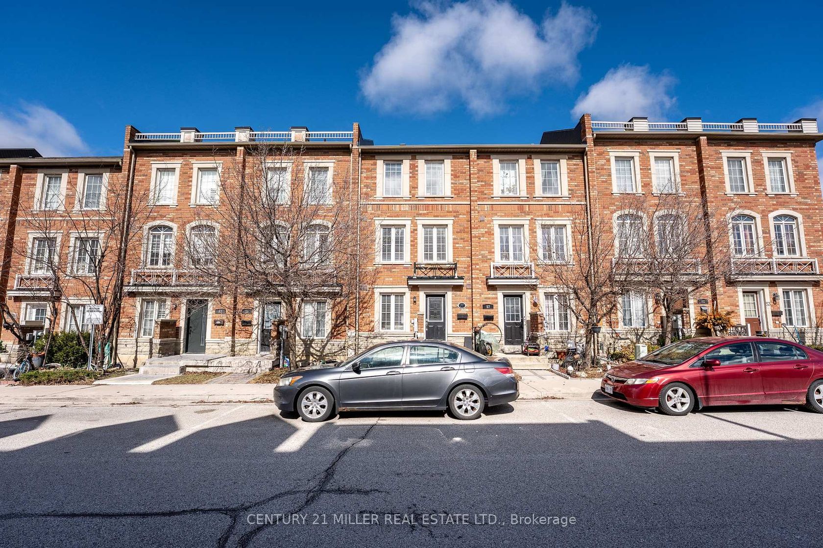 59 Jim Baird Mews, CFB, Toronto by Loree Meneguzzi Real Estate 59 Jim Baird Mews, CFB, Toronto