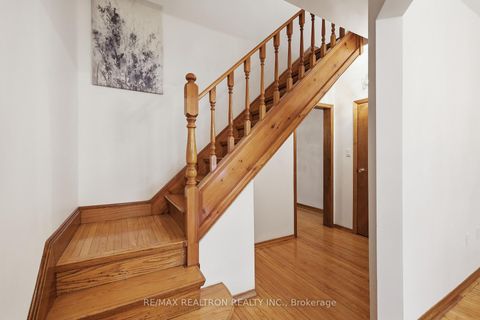 Photo 6 at 156 Silverthorn Avenue, Pellam Park, Toronto