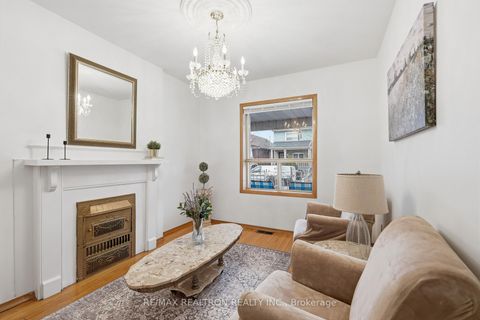 Photo 7 at 156 Silverthorn Avenue, Pellam Park, Toronto