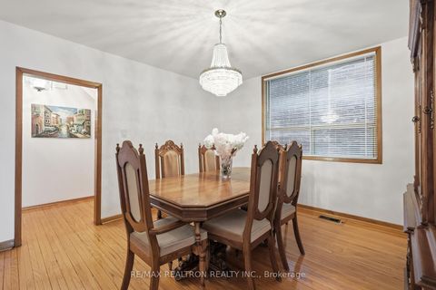 Photo 8 at 156 Silverthorn Avenue, Pellam Park, Toronto