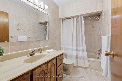 Photo 17 at 156 Silverthorn Avenue, Pellam Park, Toronto