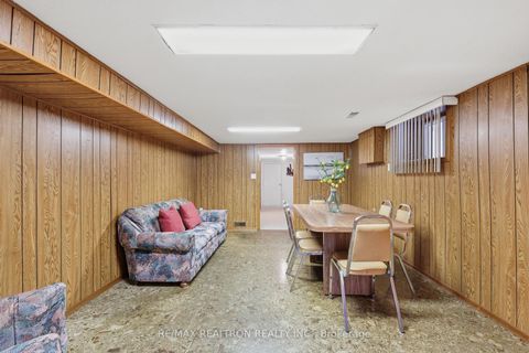 Photo 20 at 156 Silverthorn Avenue, Pellam Park, Toronto