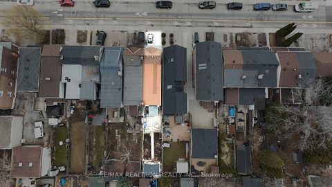 Photo 21 at 156 Silverthorn Avenue, Pellam Park, Toronto