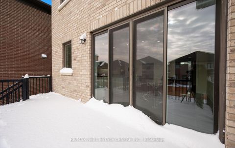 Photo 48 at 160 Wainfleet Crescent, Vellore Village, Vaughan